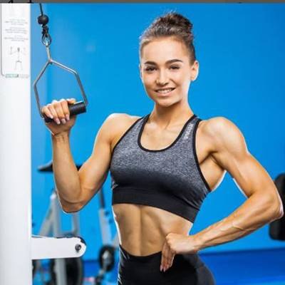 KATERINA VOMACKOVA