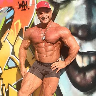 KEVIN DAVIS