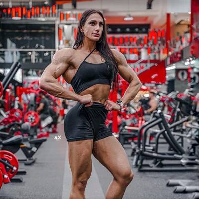 KONNIE SLYZIUTE
