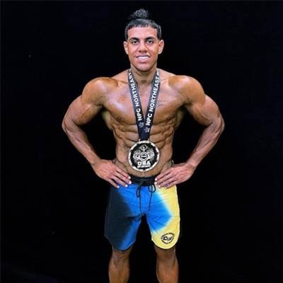 KRISTIAN MUNIZ