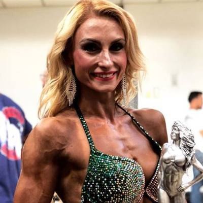 LAURA PYSZORA