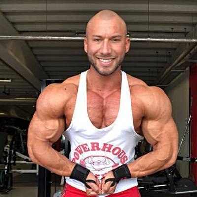 LORENZO VAN HOLE
