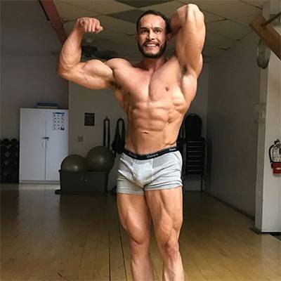 LUIS C FLORES