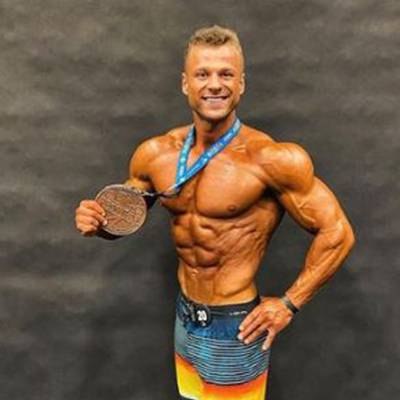 MACIEJ KIERZK