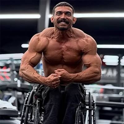 MOSTAFA KHEZRI