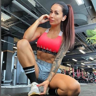 PAVLÍNA STOURACOVA