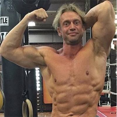 ROBERT WOJCIAK