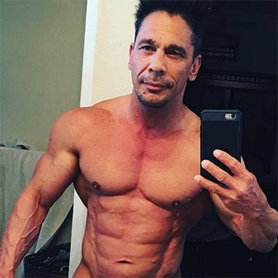 ROBERT SIMPSON