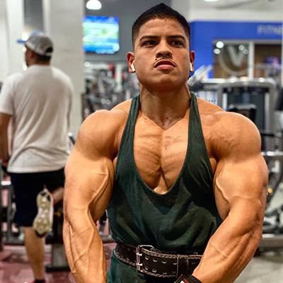 ROBERT LIZAMA