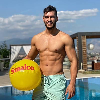 STEFAN STOJANOVKI