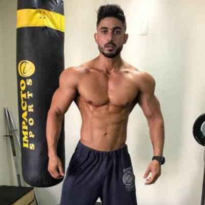 TAYRONE CRUZ