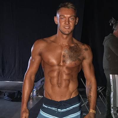 TROY VAN LOOY