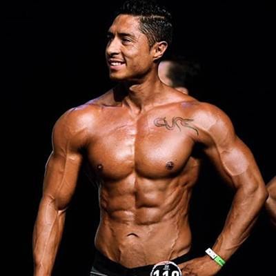 TUPAC REYES