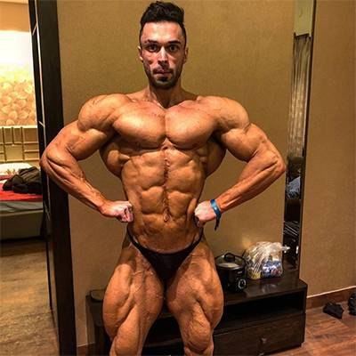 VAHID NAZARI