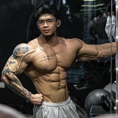 ZERUI  LI