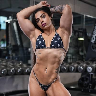 AMANDA ALMODOVAR