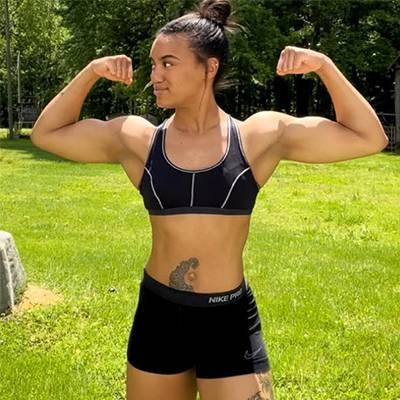 D'LAINEE HOLMAN