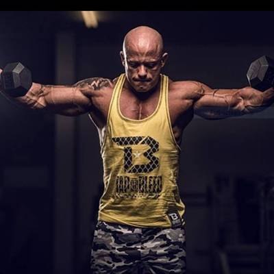 ERIK HENRY