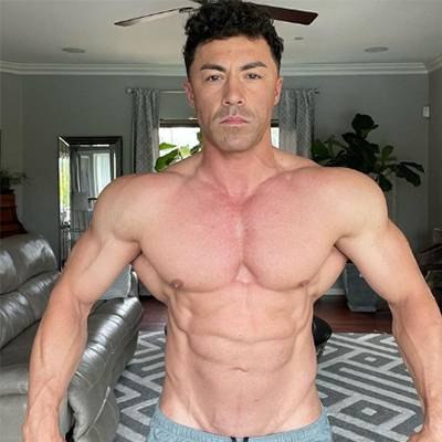 FAVIAN VILLALOBOS