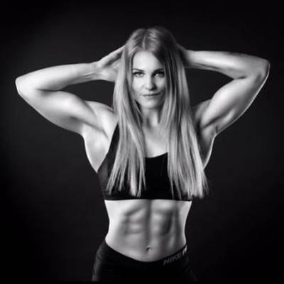 HANNE HOLST